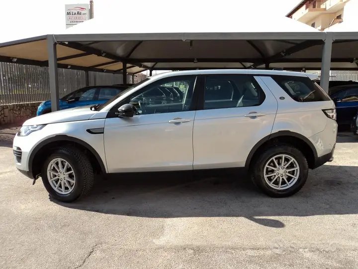 Land Rover Discovery Sport 2018 photo 5