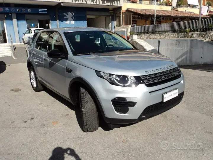 Land Rover Discovery Sport 2018 photo 2