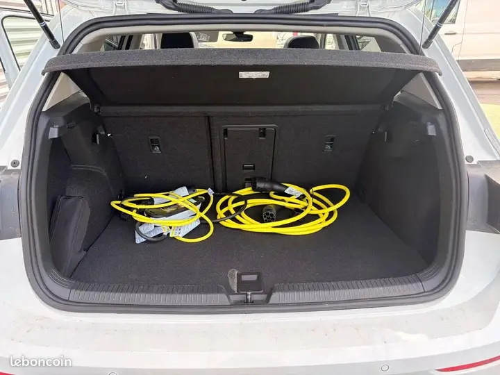 Volkswagen Golf 2026 photo 5