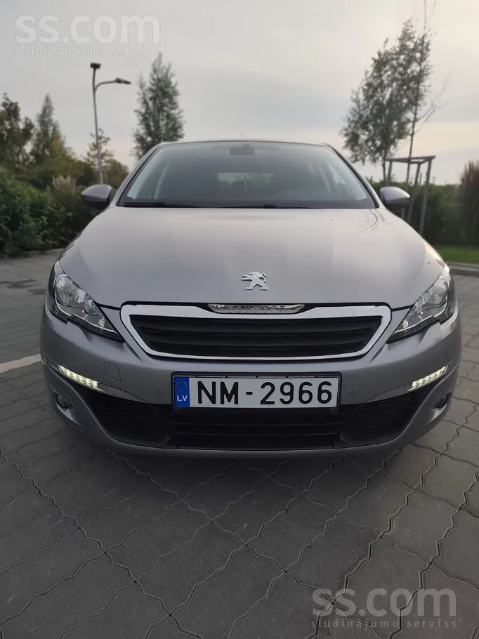 Peugeot 308 2015 photo 3
