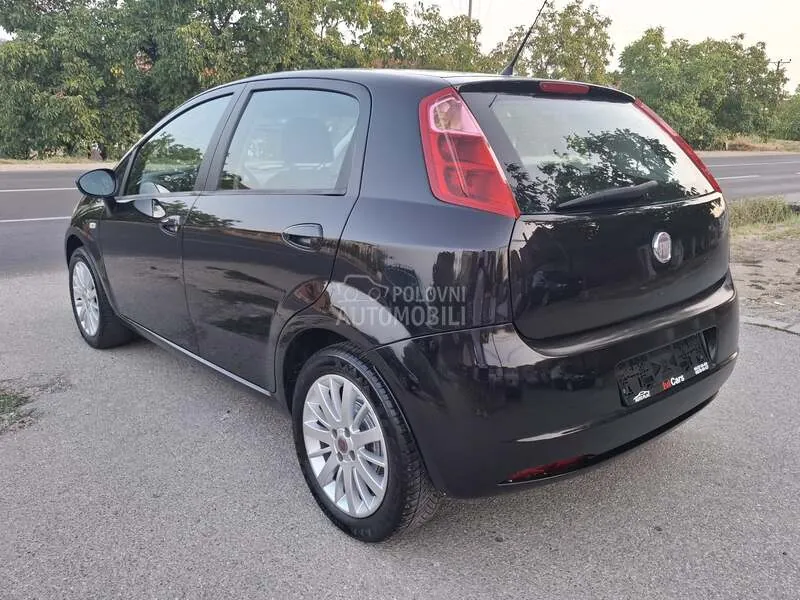 Fiat Grande Punto 2009 photo 5