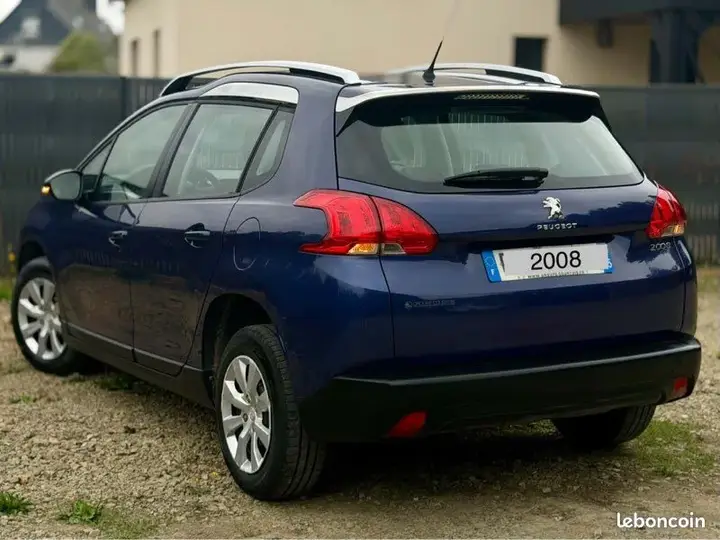 Peugeot 2008 2014 photo 2