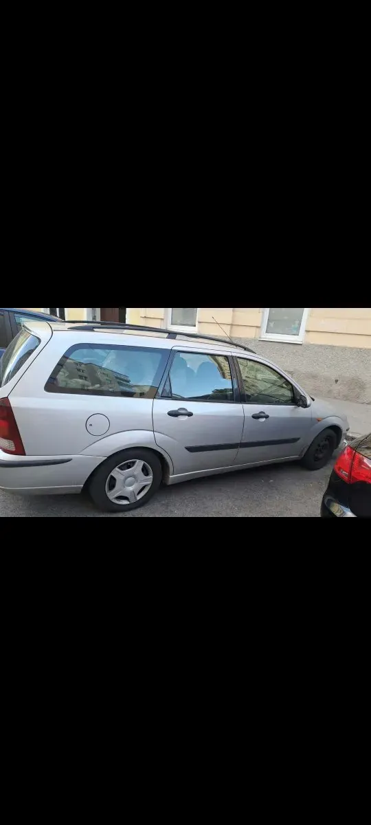 Ford Focus 2004 photo 2