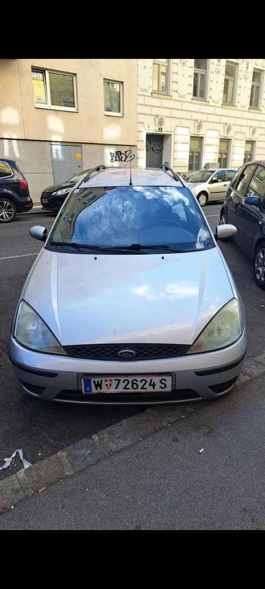 Ford Focus 2004 photo 3