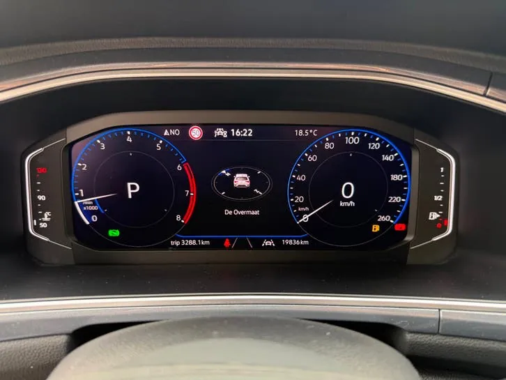 Volkswagen T-Roc 2024 photo 3