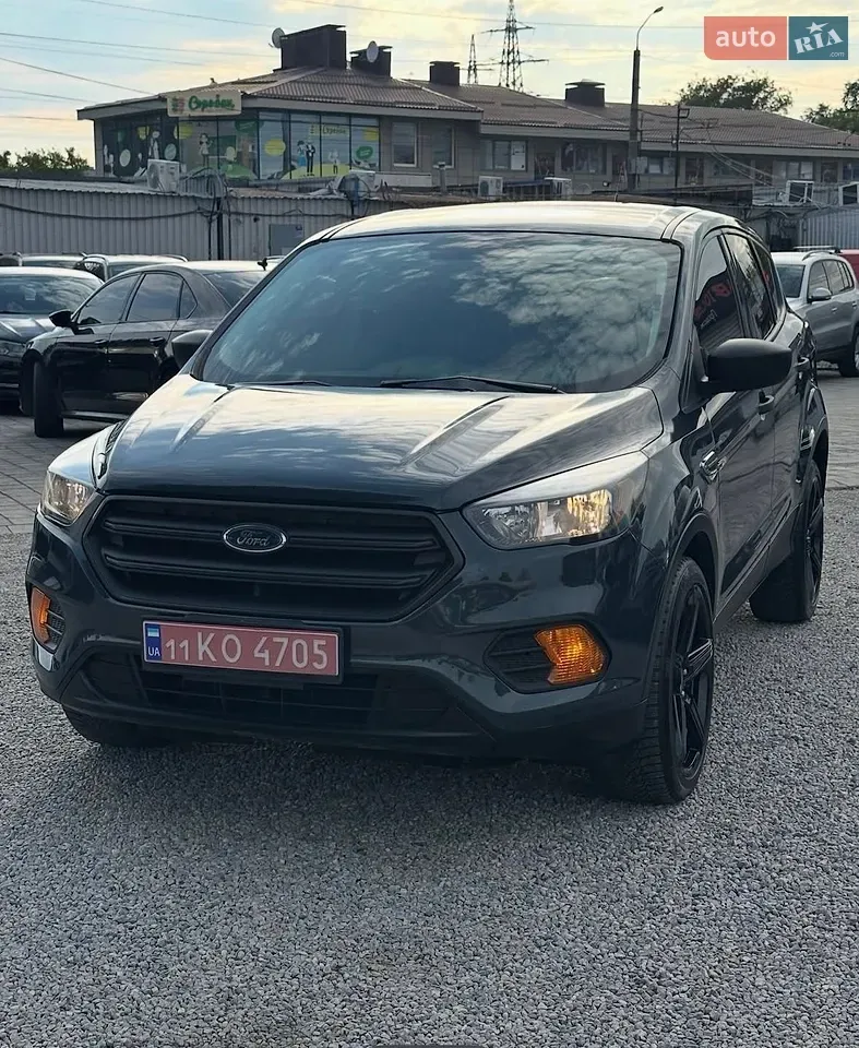 Ford Escape 2019 photo 3