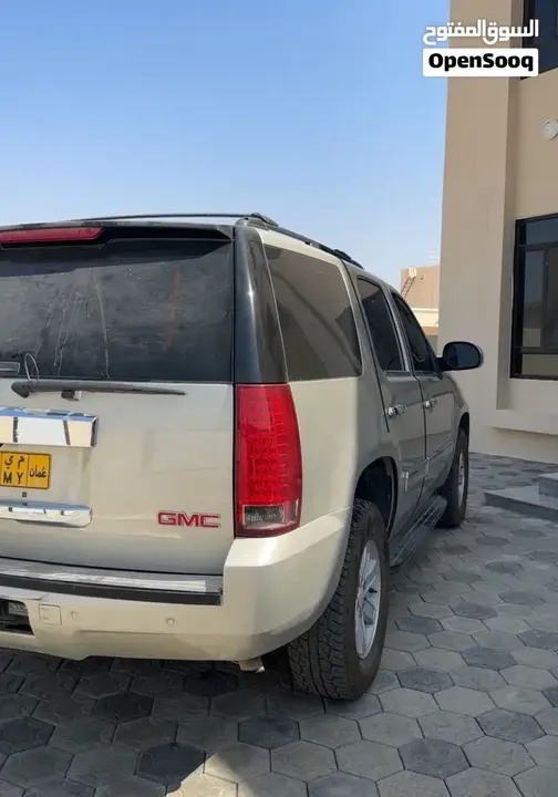 GMC Yukon 2014 photo 3