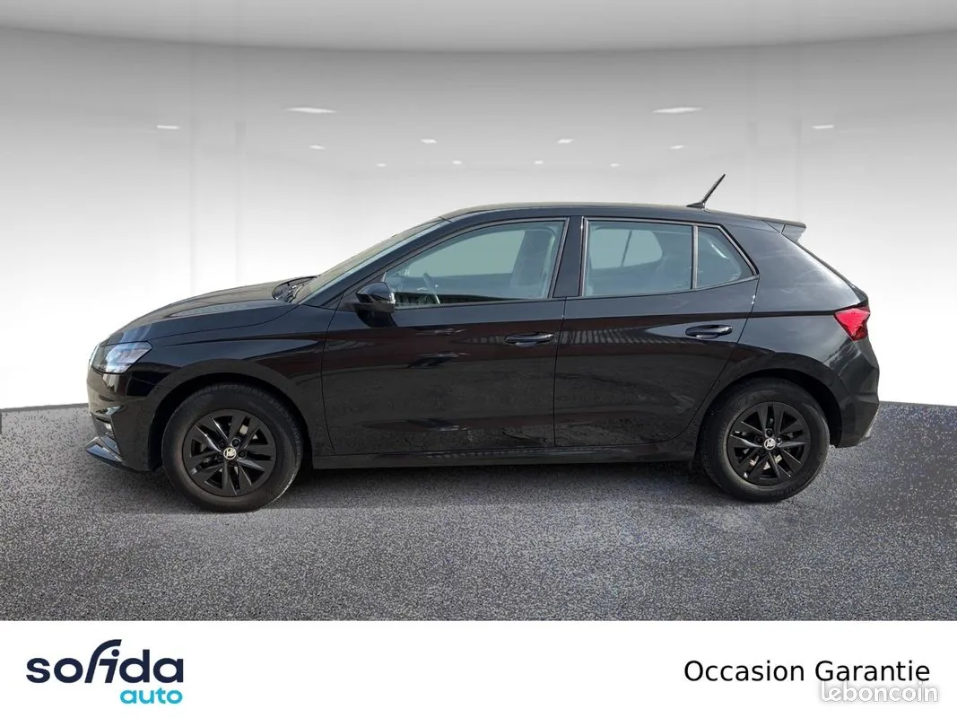 Skoda Fabia 2022 photo 2