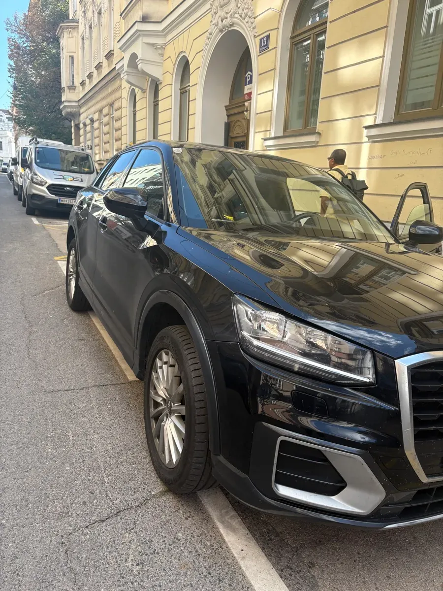 Audi Q2 2017 photo 2