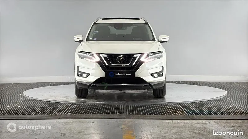Nissan X-Trail 2019 photo 2