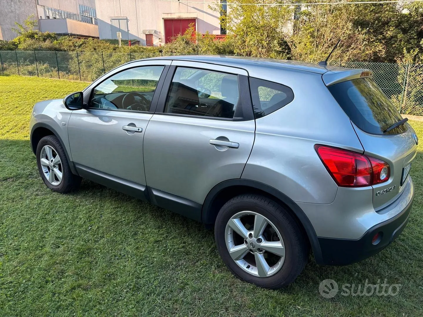 Nissan Qashqai 2009 photo 3