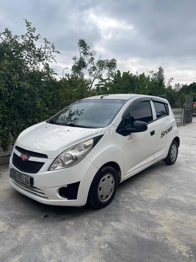 Chevrolet Spark 2011 photo 2