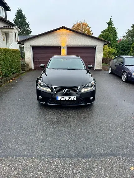Lexus Is250