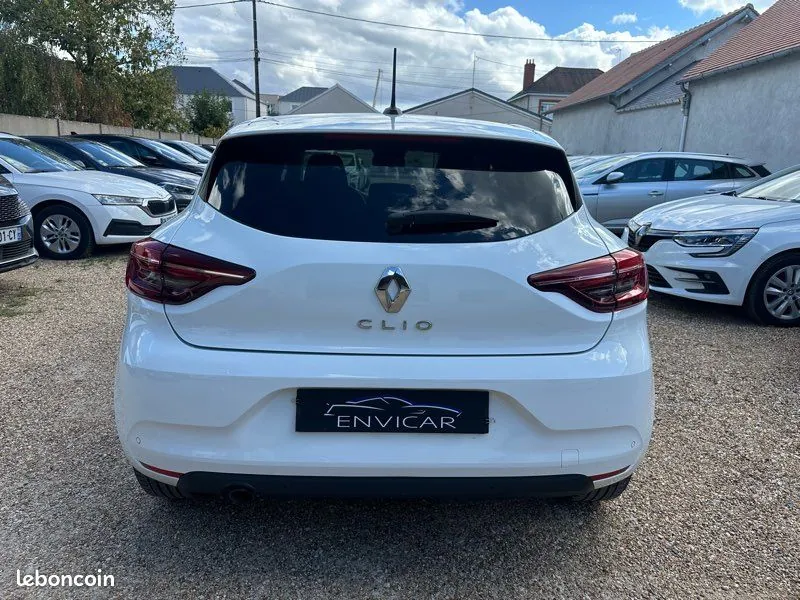 Renault Clio 2023 photo 5