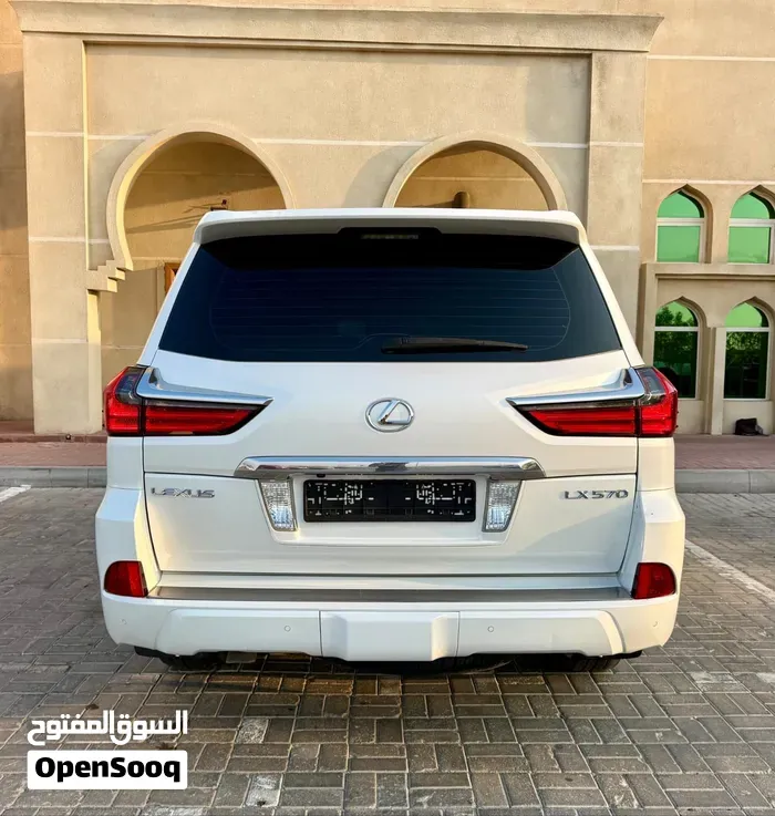 Lexus Lx 570 2017 photo 3