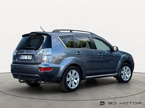 Mitsubishi Outlander 2012 photo 3