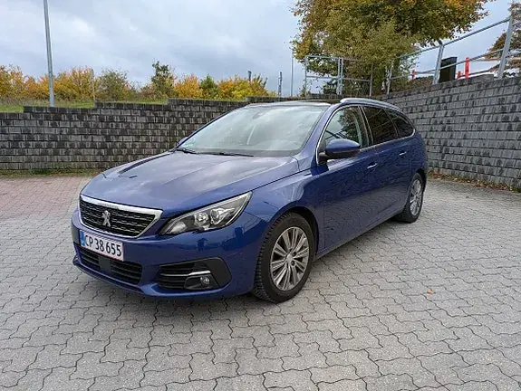 Peugeot 308 2020 photo 2