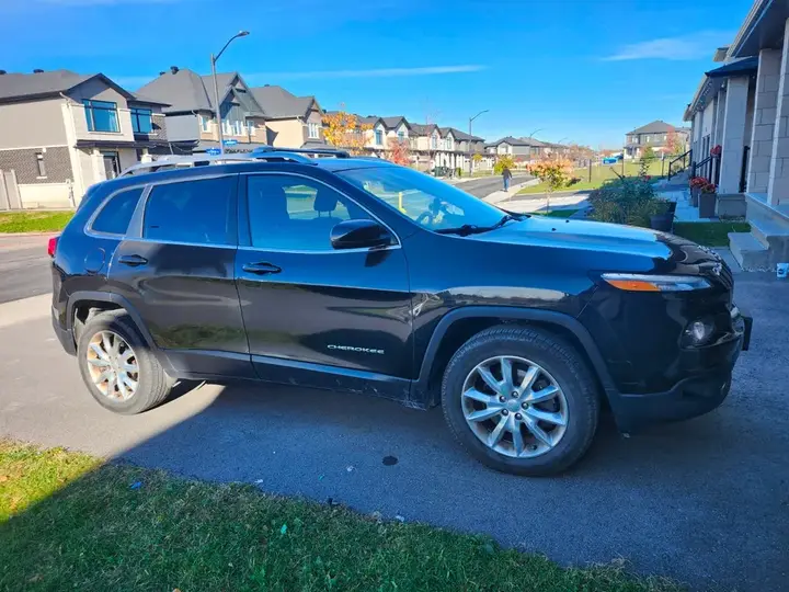 Jeep Cherokee 2016 photo 2