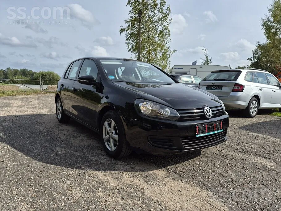 Volkswagen Golf 2011 photo 2