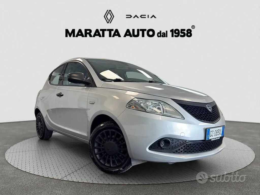 Lancia Ypsilon