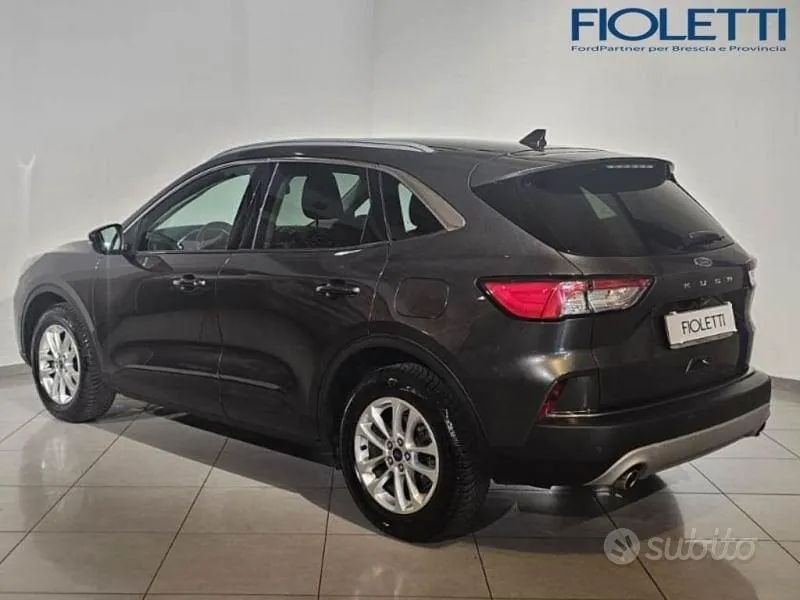 Ford Kuga 2021 photo 2