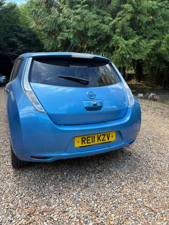 Nissan Leaf 2011 photo 4