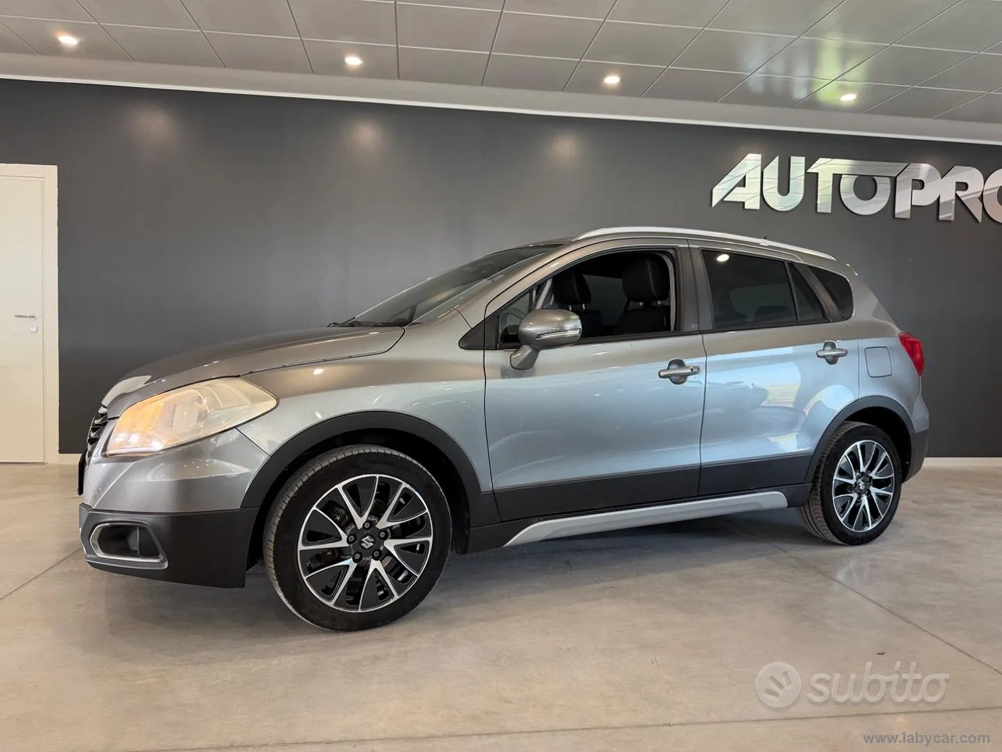 Suzuki S-Cross 2015 photo 2