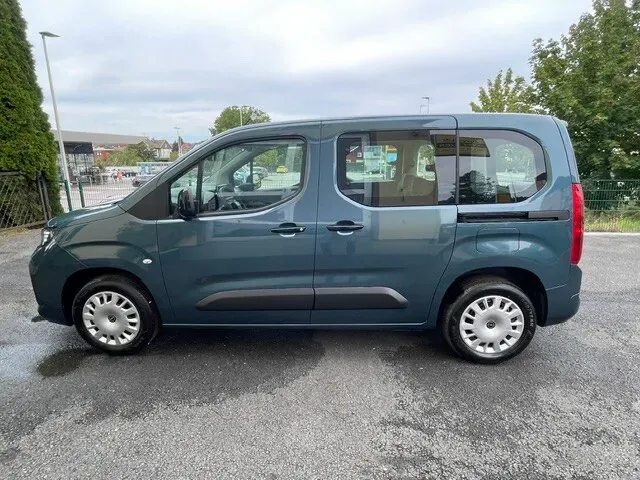 Opel Combo photo 2