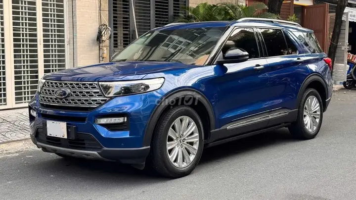 Ford Explorer 2021 photo 2