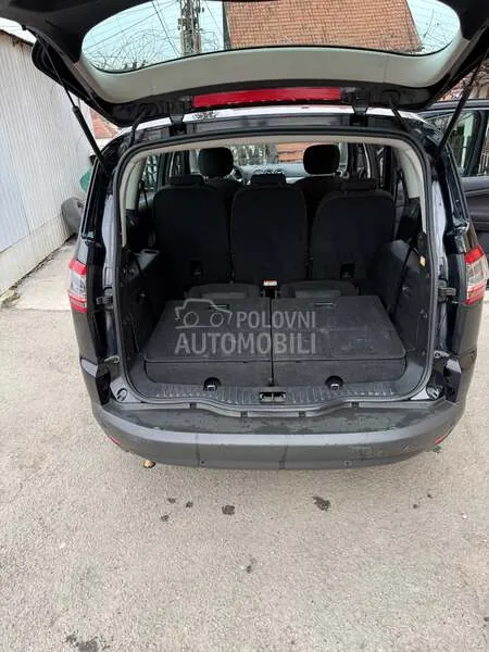 Ford S-Max 2010 photo 4