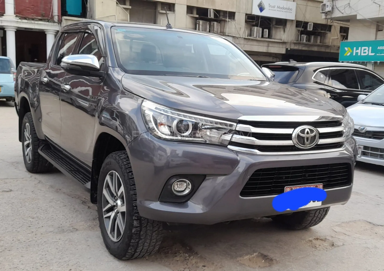 Toyota Hilux
