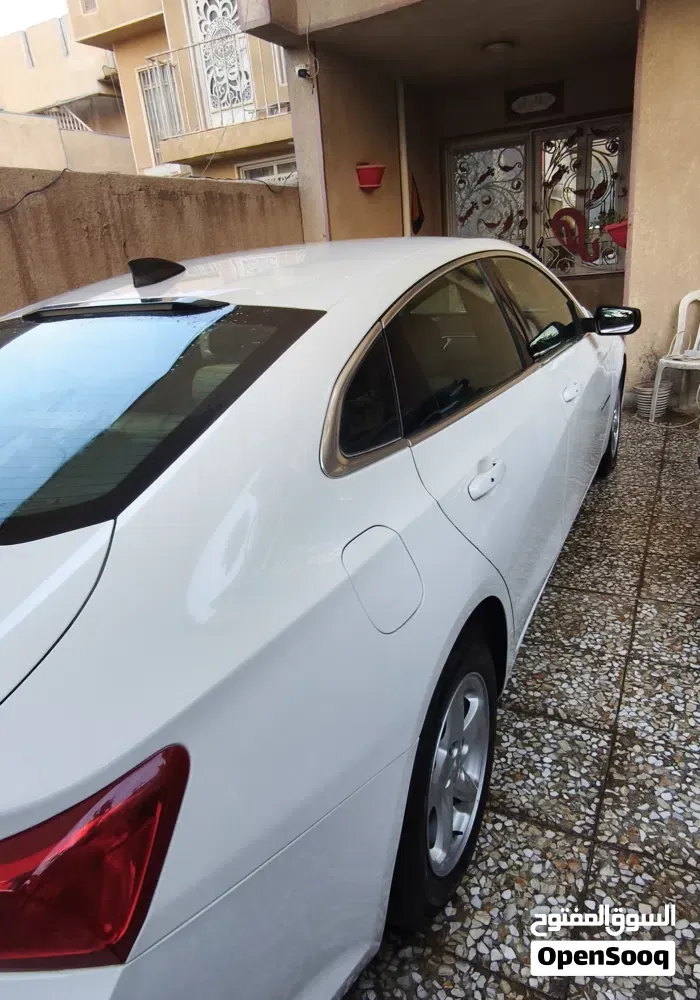 Chevrolet Malibu 2018 photo 3
