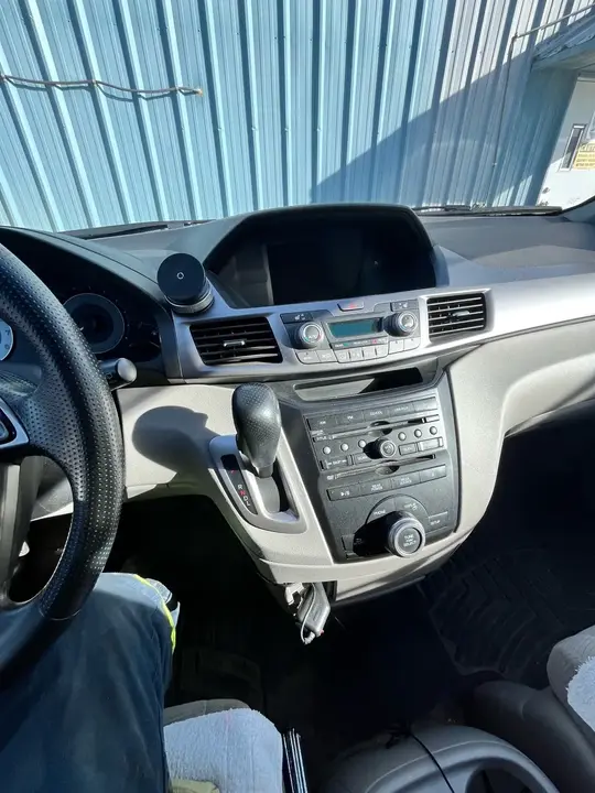 Honda Odyssey 2012 photo 5