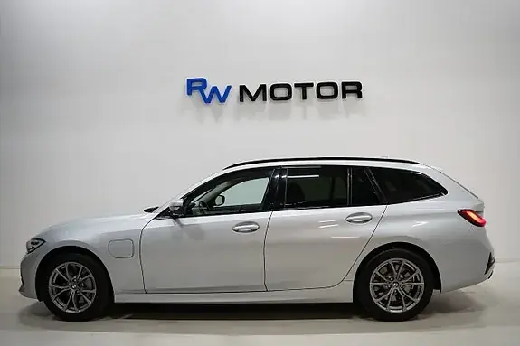 BMW 330E 2021 photo 4