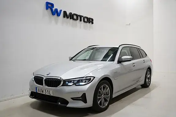 BMW 330E 2021 photo 2