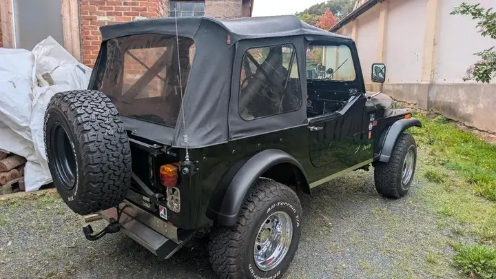 Jeep Cj7