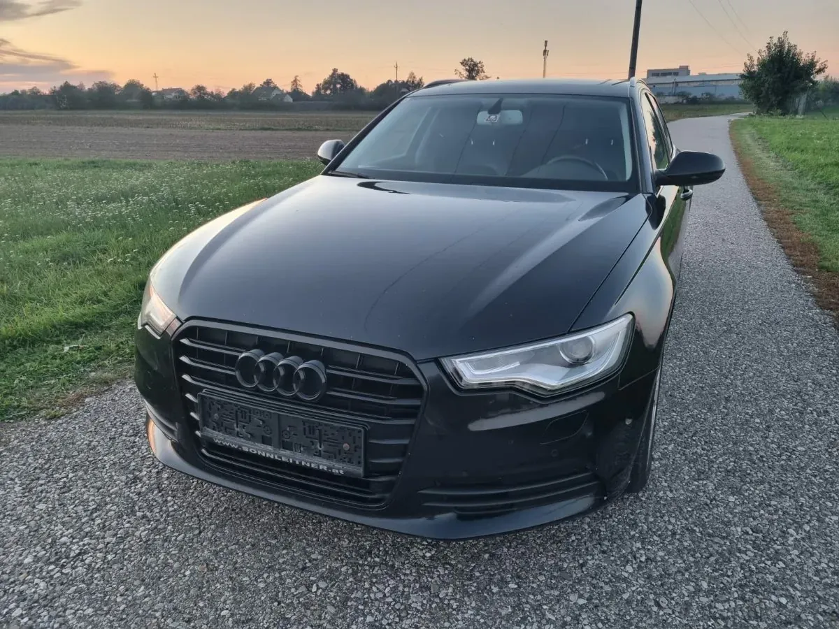 Audi A6 2011 photo 2