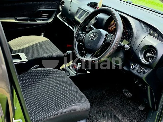 Toyota Vitz 2018 photo 2
