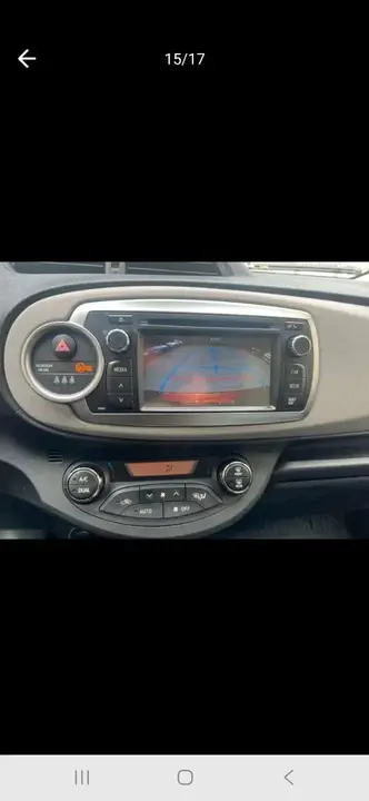 Toyota Yaris 2012 photo 2