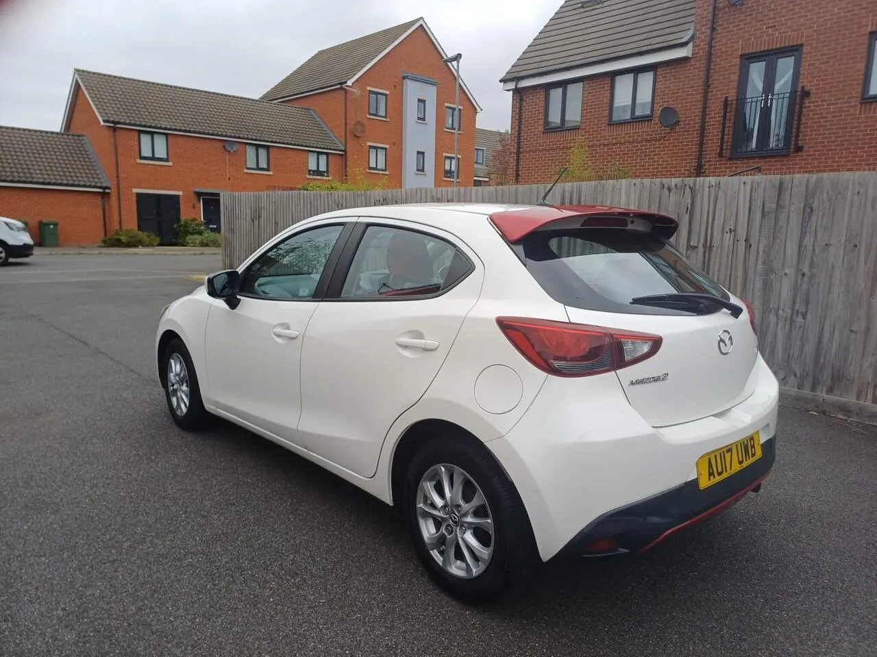 Mazda Mazda2 2017 photo 4