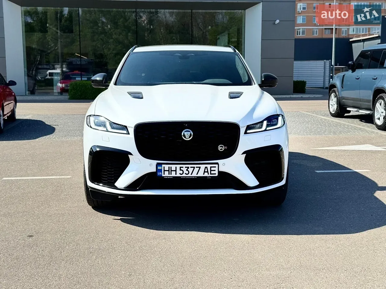 Jaguar F-Pace 2023 photo 2