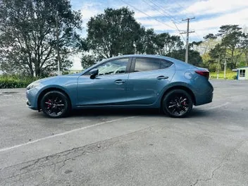 Mazda Axela 2015 photo 5