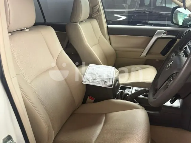 Toyota Land Cruiser Prado 2023 photo 4
