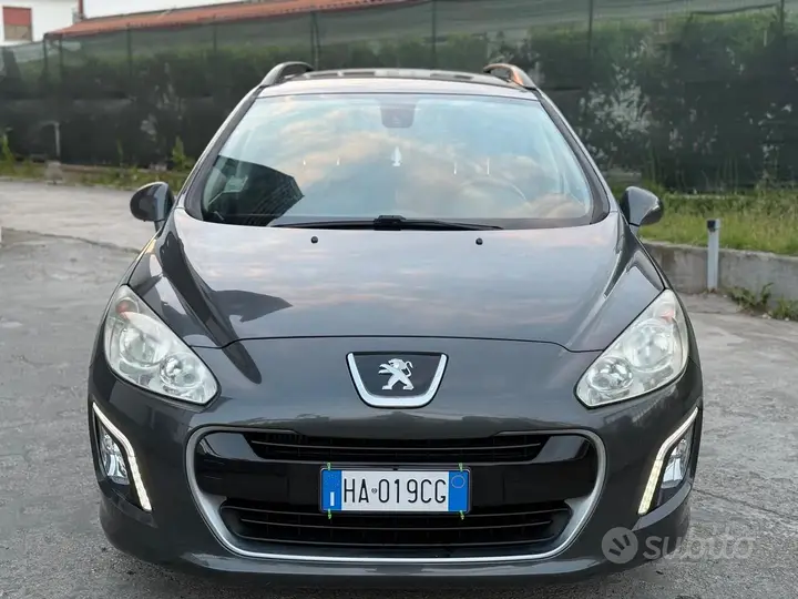 Peugeot 308 2013 photo 4