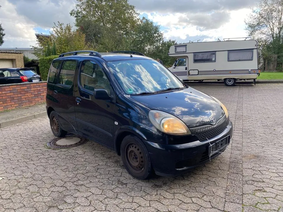 Toyota Yaris Verso