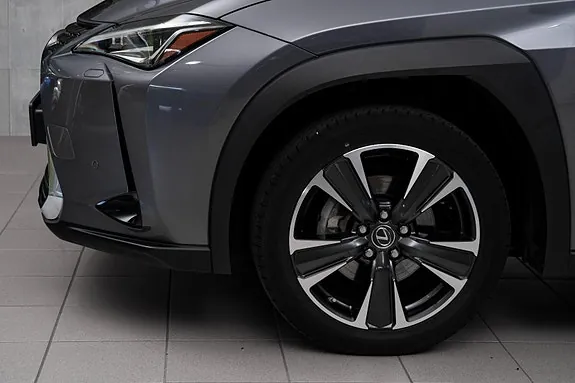 Lexus Ux250H 2021 photo 2