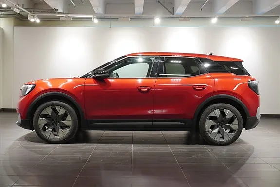Ford Explorer 2025 photo 2