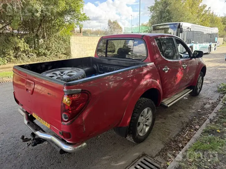 Mitsubishi L200 2009 photo 5