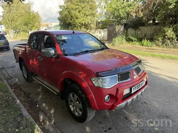 Mitsubishi L200