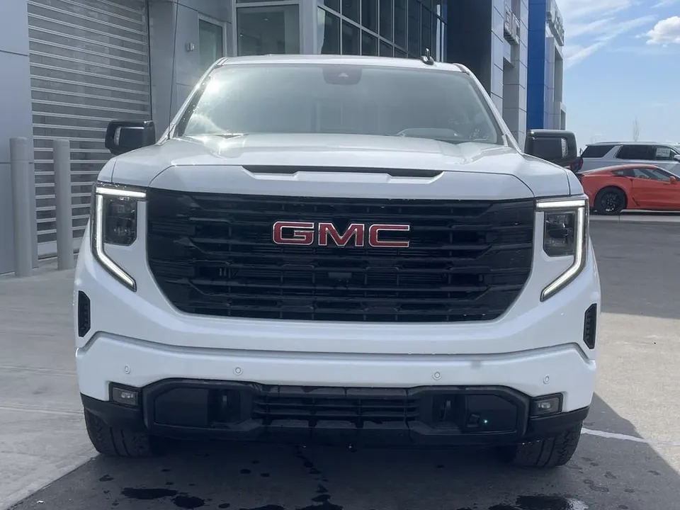 GMC Sierra 1500 2026 photo 2